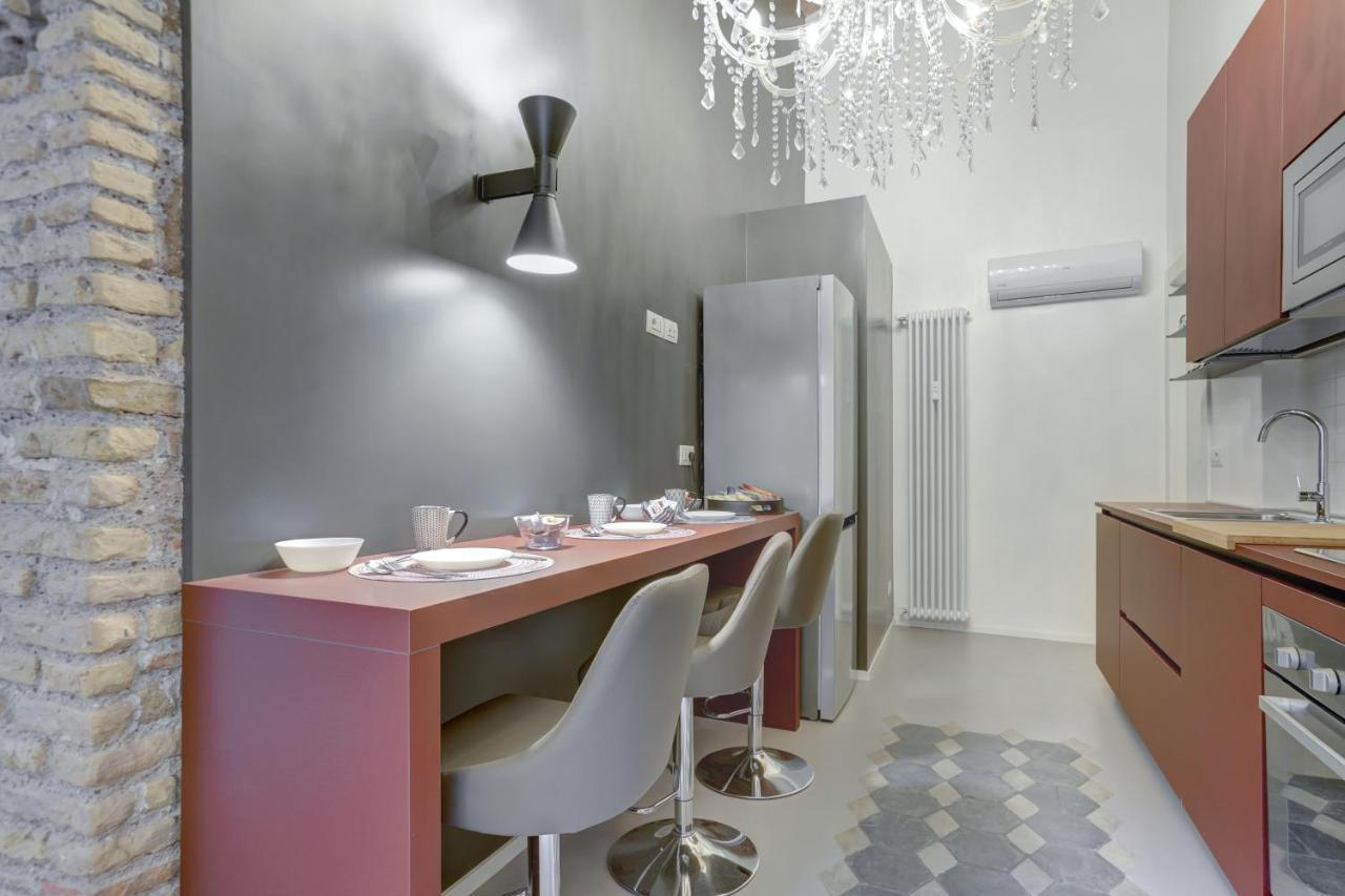 Colosseo Apt Laterano 85 - Home And More 로마 외부 사진